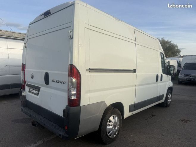 Fiat Ducato FG 3.3 LH2 2.3 MULTIJET 16V 120CH PACK Blanc de 2009