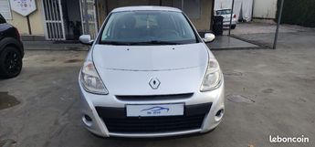  Voir détails -Renault Clio 1.5dci authentique 2010 à Saint-Soupplets (77)