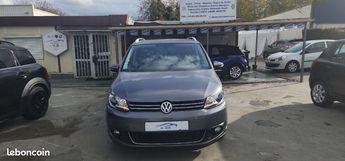  Voir détails -Volkswagen Touran 1.6 tdi 105ch confortline dsg7 2014 à Saint-Soupplets (77)