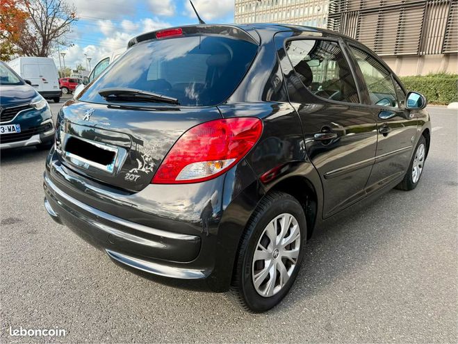 Peugeot 207 1.4 vti envy 95ch toit panoramique (3-4  Noir de 2011