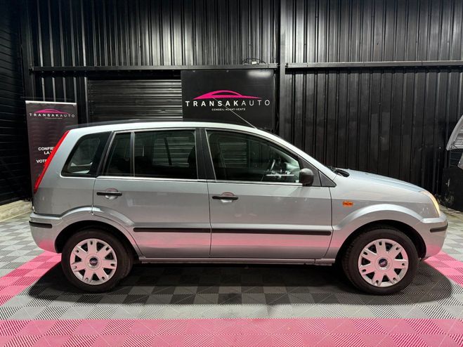 Ford Fusion 1.4 tdci boite automatique GRIS de 2005