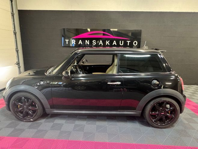 Mini One HATCH R56 184 ch Cooper S / Toit Ouvrant Noir de 2011
