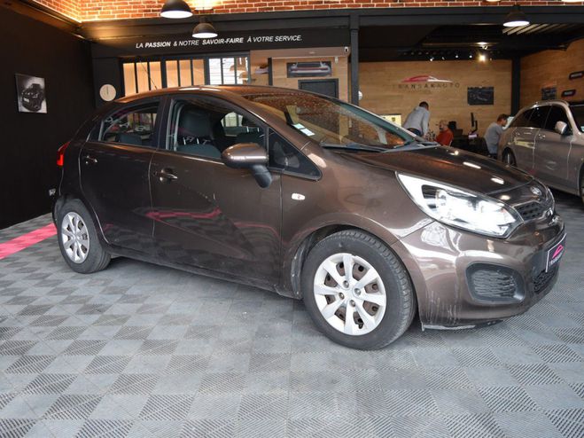 Kia Rio 1.4 CRDi 90 Active Marron de 2012