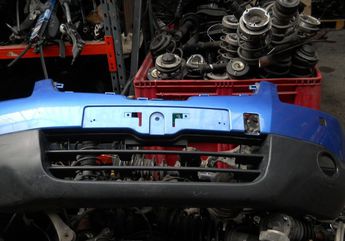  Voir détails -Nissan Qashqai Pare choc avant à Argenteuil (95)