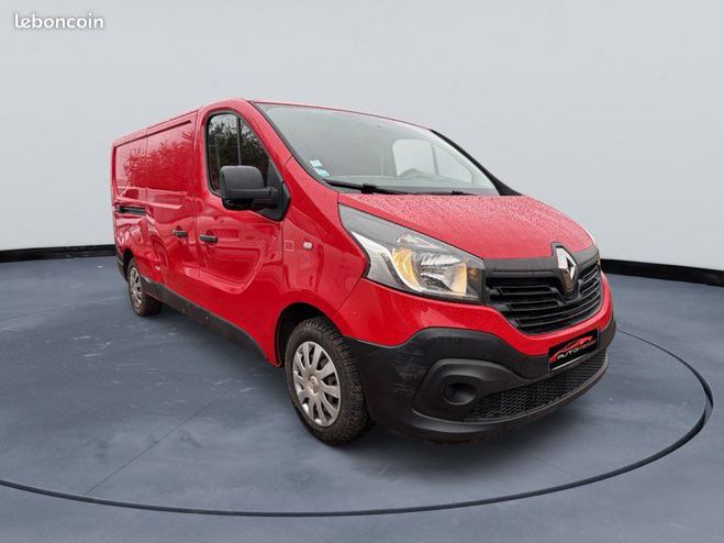 Renault Trafic L2H1 1.6 dci 120ch 3 places tva rcupra Rouge de 2015