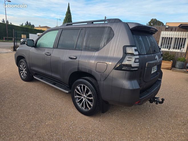 Toyota Land Cruiser lounge bva malus pay Beige de 2019