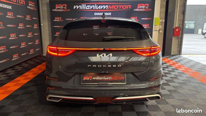 Kia ProCeed gt line 1.5 gdi 140 cv dct garantie cons Gris de 2024