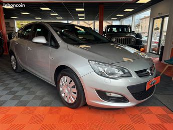  Voir détails -Opel Astra Pack COSMO BVA 1.4I TURBO 140 cv Garanti à Piennes (54)