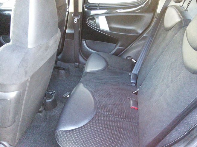 Peugeot 107 1.0 68 Allure CLIM moteur  chaine 1/2 C Noir de 2012