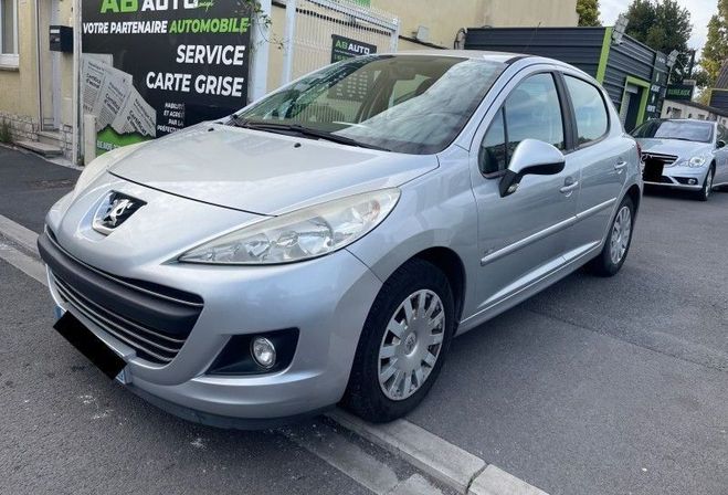 Peugeot 207 1.6 HDI 92 Ch 98G 5P  de 2011