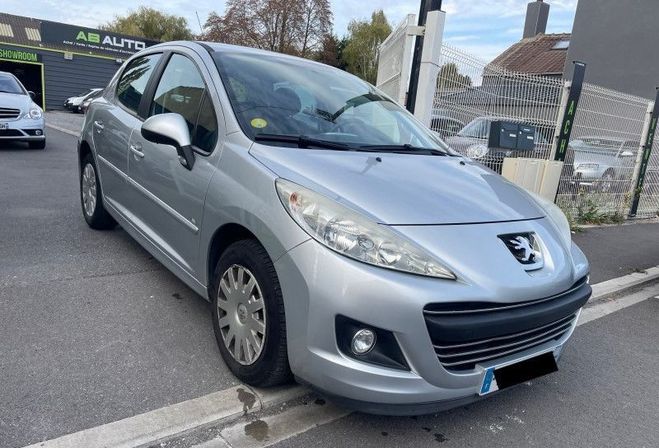 Peugeot 207 1.6 HDI 92 Ch 98G 5P  de 2011