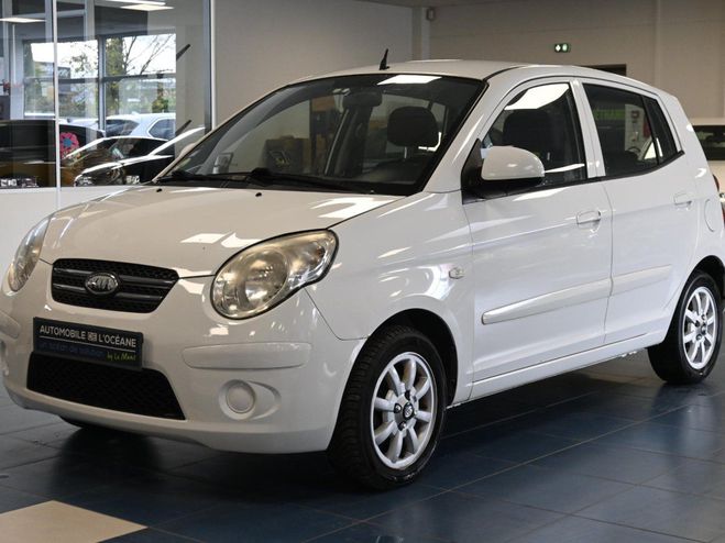 Cliquer pour voir la photo suivante Kia Picanto 1.1L 65 Active Blanc de 2009