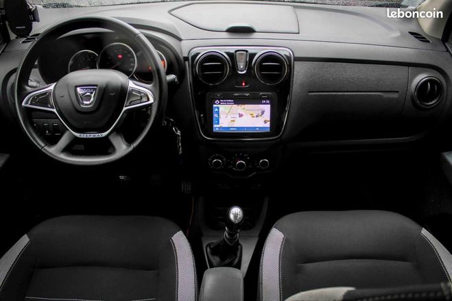 Dacia Lodgy STEPWAY 1.5 DCI 110 SANS AD BLUE Gris de 2018