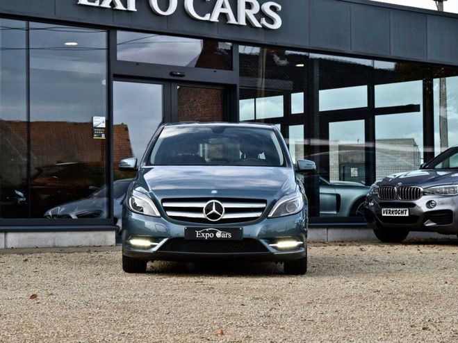 Mercedes Classe B 180 7G-DCT - 1HAND - XENON - LEDER - CR Bleu de 