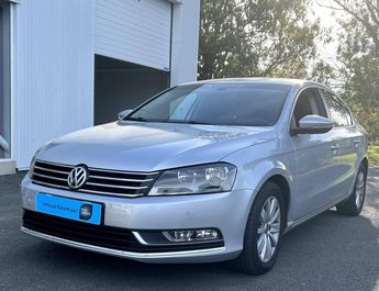  Voir détails -Volkswagen Passat VI 2.0 TDI 140ch Confortline à Tonnay-Charente (17)