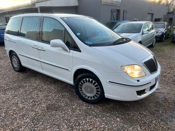  Voir détails -Lancia Phedra 3.0 V6 24V Auto Emblema à Uckange (57)