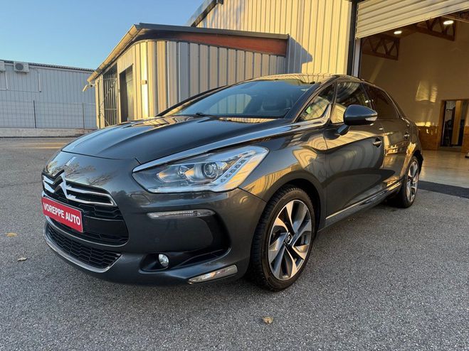 Cliquer pour voir la photo suivante Citroen DS5 2.0 BLUEHDI180 SPORT CHIC S&S EAT6 / CRI Gris F de 2015