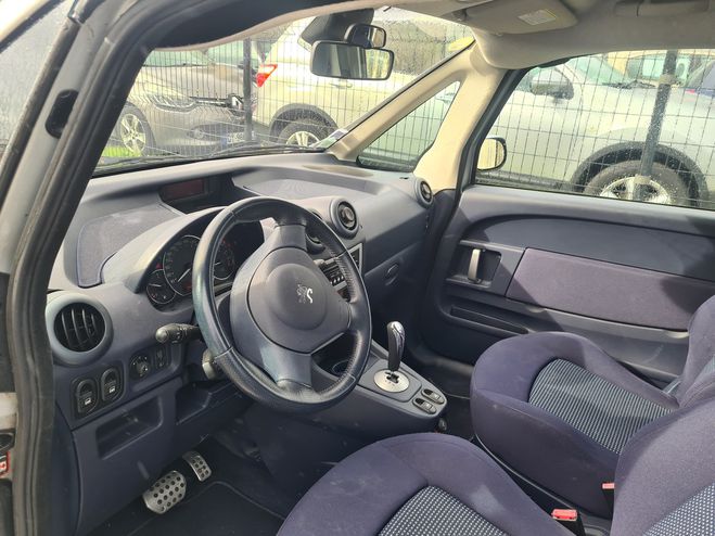 Peugeot 1007 1.6 faible km Gris clair de 2008