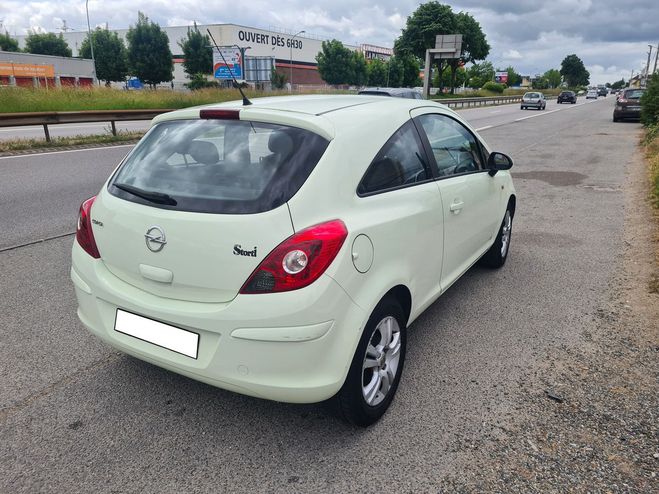 Opel Corsa  85 CRIT AIR 1 3990E Beige de 2013