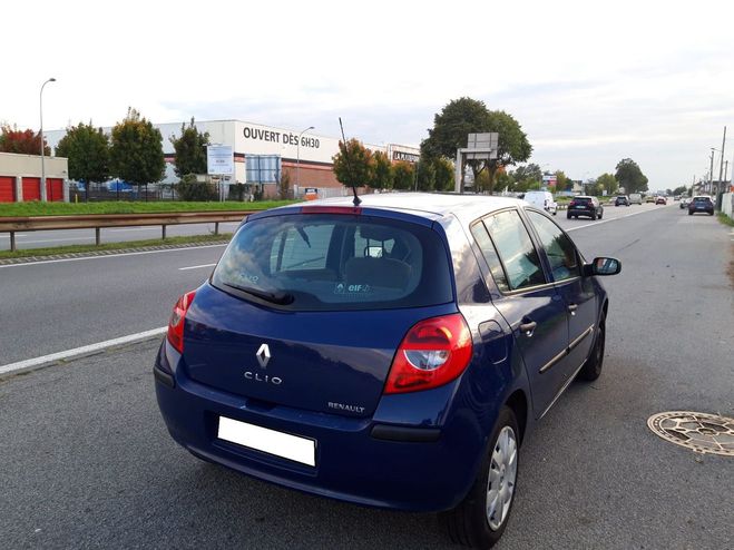Renault Clio 1.4 16v 98 expression Bleu de 2006