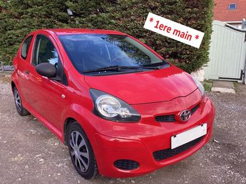  Voir détails -Toyota Aygo 1.0i à Calais (62)
