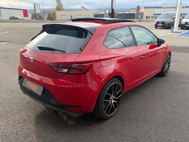 Seat Leon SC 1.8 TSI 180CH BLACK AERO DSG BVA TOIT Rouge de 2014