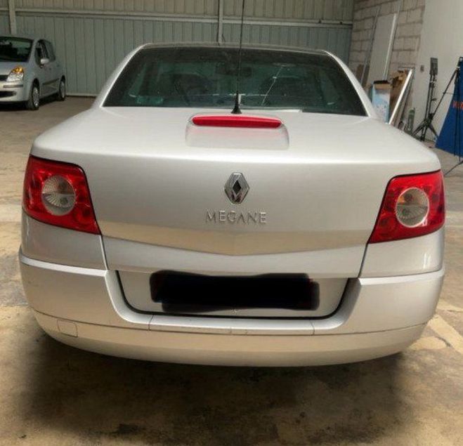 Renault Megane CC II 1.5 DCI 105CH EXTRME ECO Gris C de 2009