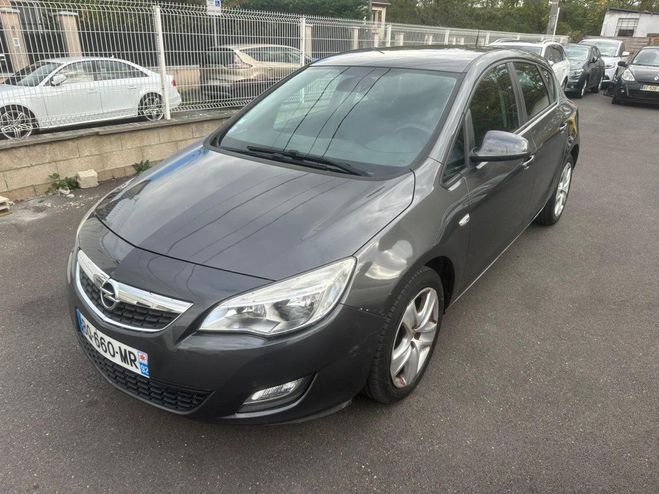 Opel Astra 1.4 Twinport 100 ch Enjoy Gris de 2011