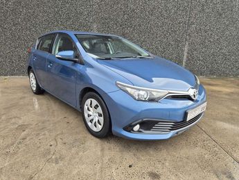  Voir détails -Toyota Auris 1.33i VVT-i Comfort--CAMERA--USB-GARANTI à Cuesmes (70)