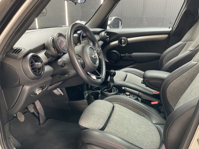 Mini Cooper 5 PORTES 136CH BLACKFRIARS Blanc de 2018