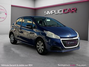  Voir détails -Peugeot 208 1.0 PureTech 68ch BVM5 Like - Garantie 1 à  La Farlde (83)