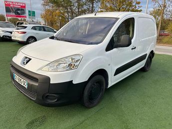  Voir détails -Peugeot Partner Vu 1.6 HDI 75ch CONFORT 3 places à Reims (51)