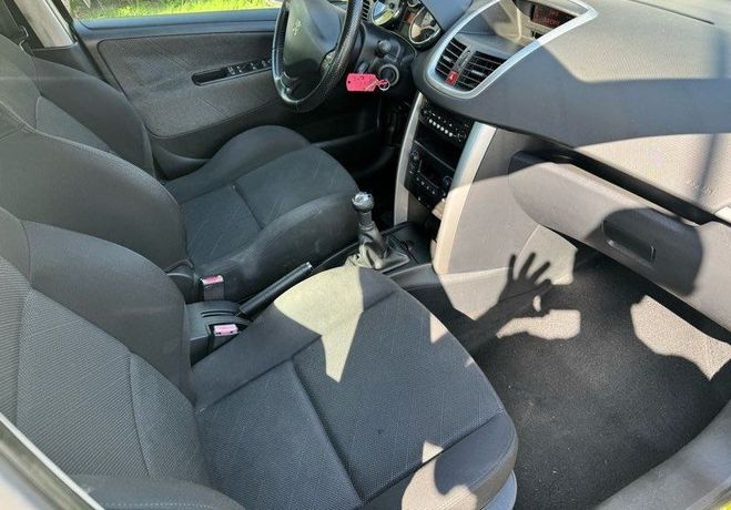 Peugeot 207 1.6hdi 90cv garantie  de 2008