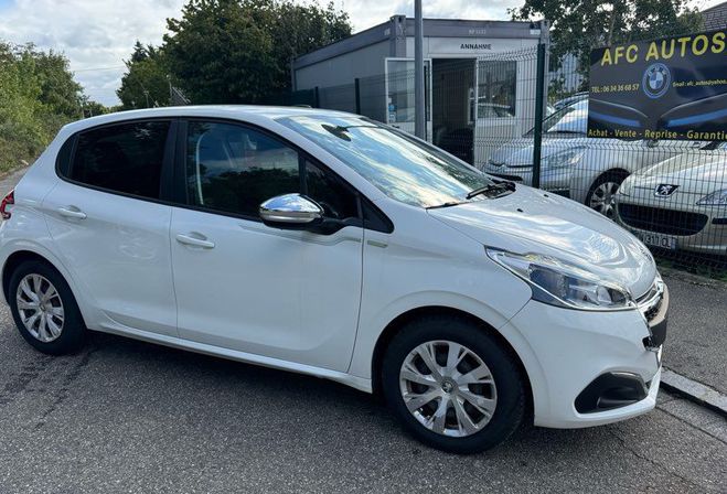 Peugeot 208  garantie six mois  de 2015