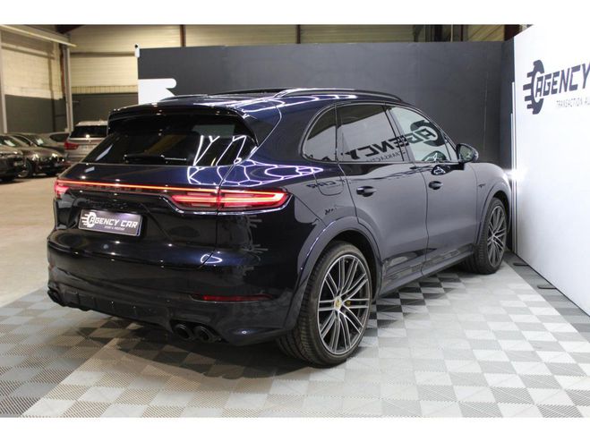 Porsche Cayenne 680 4.0i Turbo E-Hybrid Origine FR Suivi BLEU FONCE de 2022