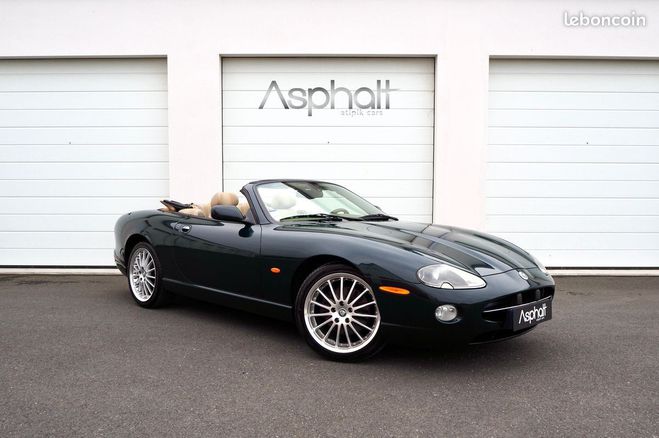 Jaguar XK8 cabriolet V8 4.2L BVA Suivi complet Vert de 2006