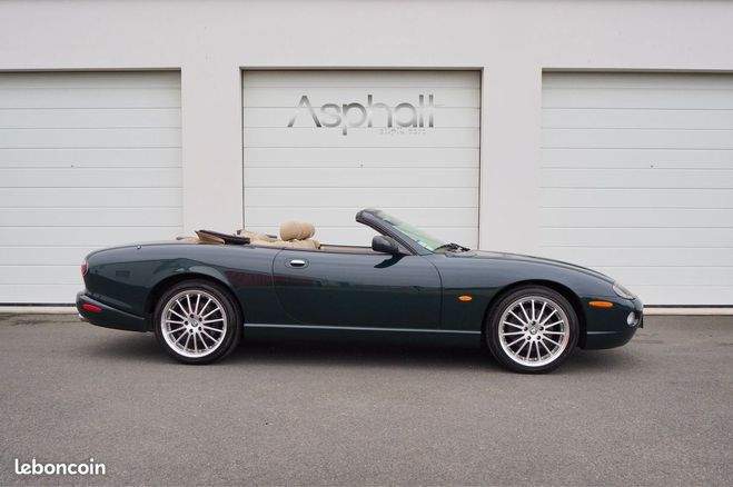 Jaguar XK8 cabriolet V8 4.2L BVA Suivi complet Vert de 2006