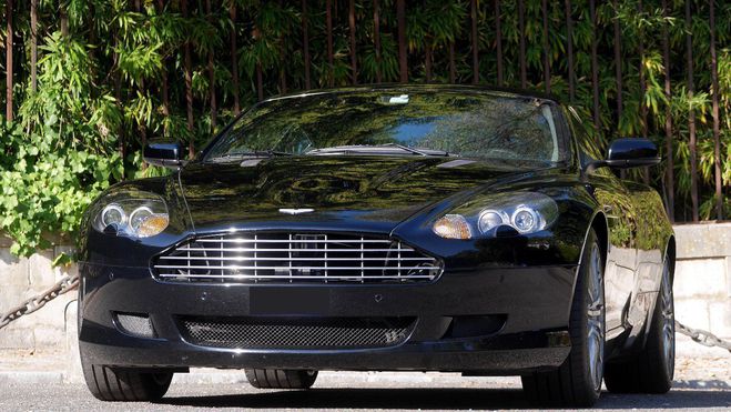 Aston martin DB9 V12 NOIR de 