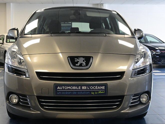 Peugeot 5008 Peugeot 5008 1.6 HDi 110ch FAP BMP6 Premium 7pl Champagne de 2009