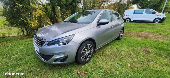 Cliquer pour voir la photo suivante Peugeot 308 II 1.6 THP 125ch Allure 5p Révisé & Gara Gris de 2014