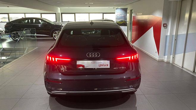 Audi A3 Sportback 40 TFSIe 204 S tronic 6 Design Gris de 2021