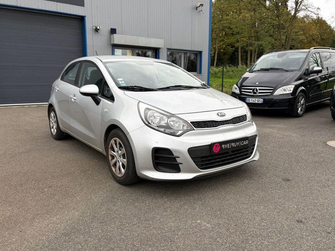 Kia Rio 1.2i 85CH Active 1ERE MAIN ENTRETENUE 5  INCONNU de 2016