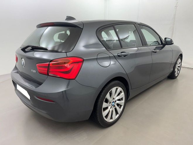 BMW Serie 1 118i 136 Lounge Gris Fonc de 2016