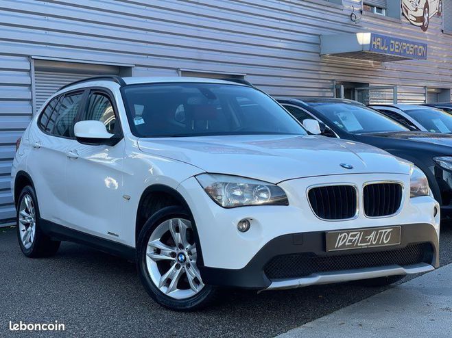 Cliquer pour voir la photo suivante BMW X1 E84 xDrive 18dA 143ch Confort BVA 4X4 GP Blanc de 2011