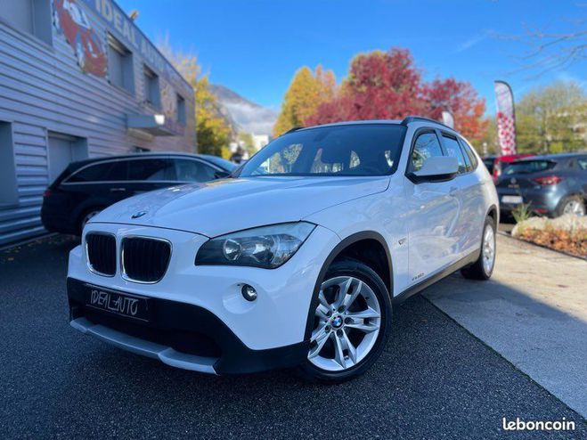 BMW X1 E84 xDrive 18dA 143ch Confort BVA 4X4 GP Blanc de 2011