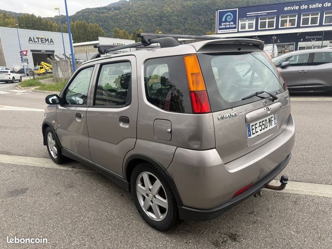 Suzuki Ignis 1.5 VVT GLX 4X4 En L'tat Gris de 2004