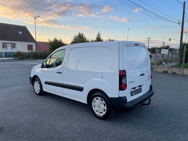 Citroen Berlingo Citroen Berlingo 1.6 hdi 100 cv boite auto 3 places ct ok Blanc de 2018