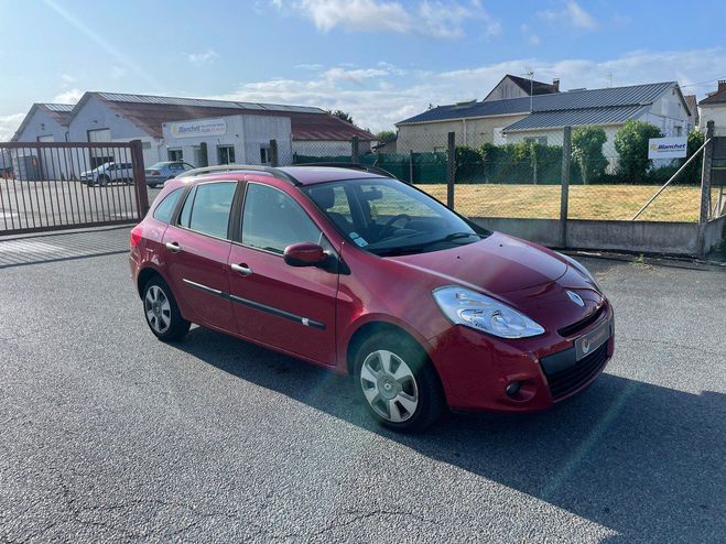 Renault Clio iii 75 cv expression garantie 12 mois Rouge de 2011