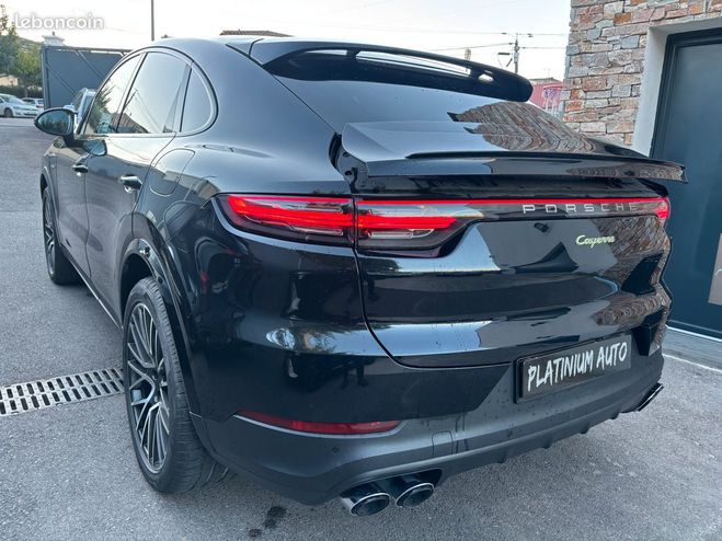 Porsche Cayenne III Coup 3.0 V6 E-Hybrid 462 Noir de 2019