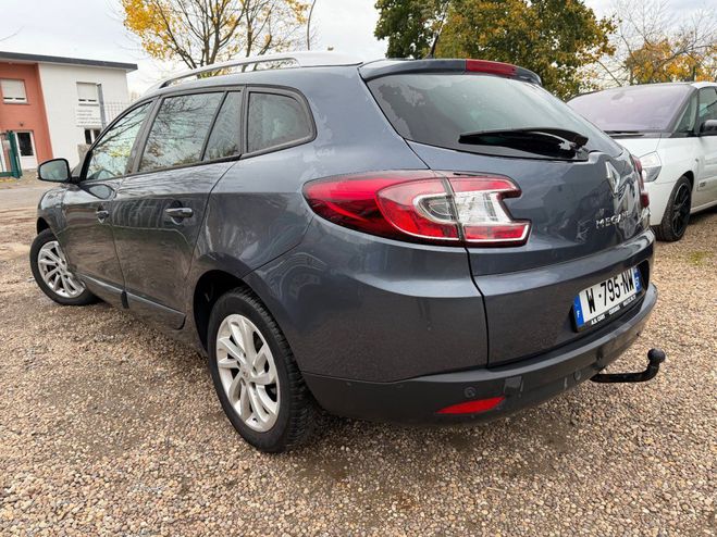 Renault Megane III ESTATE 1.5 DCI 110 LIMITED PHASE 3 Gris de 2015
